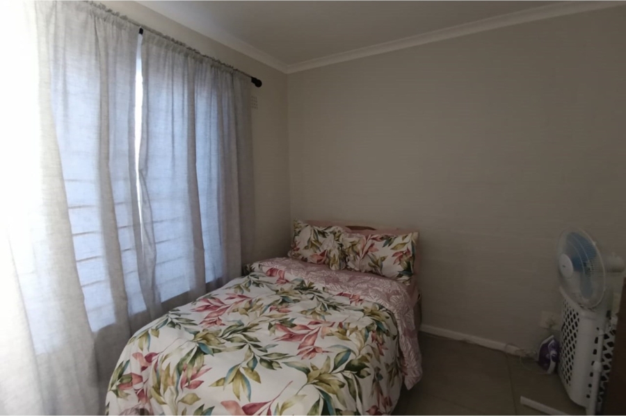 To Let 1 Bedroom Property for Rent in Parklands Western Cape